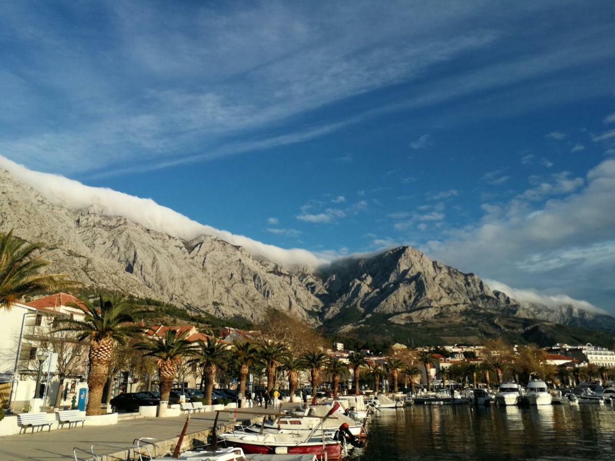 Holiday Home Babi Baska Voda Bagian luar foto